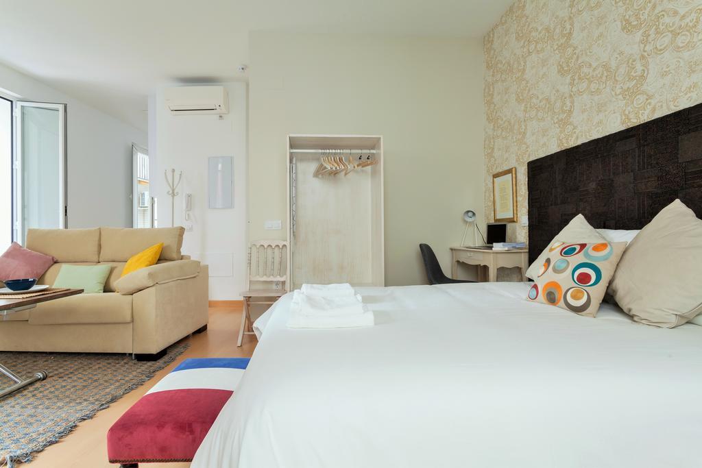 Hostly Acetres 1A Loft In City Center, Comunal Terrace, Fibre,Parking Optional Sevilla Exteriér fotografie