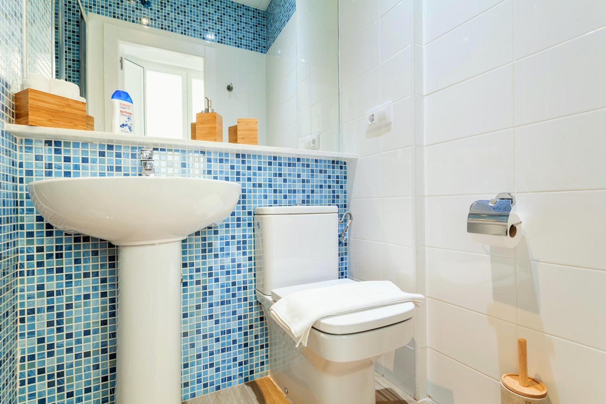 Hostly Acetres 1A Loft In City Center, Comunal Terrace, Fibre,Parking Optional Sevilla Exteriér fotografie